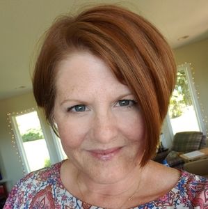 Meet your Posher, Carrie